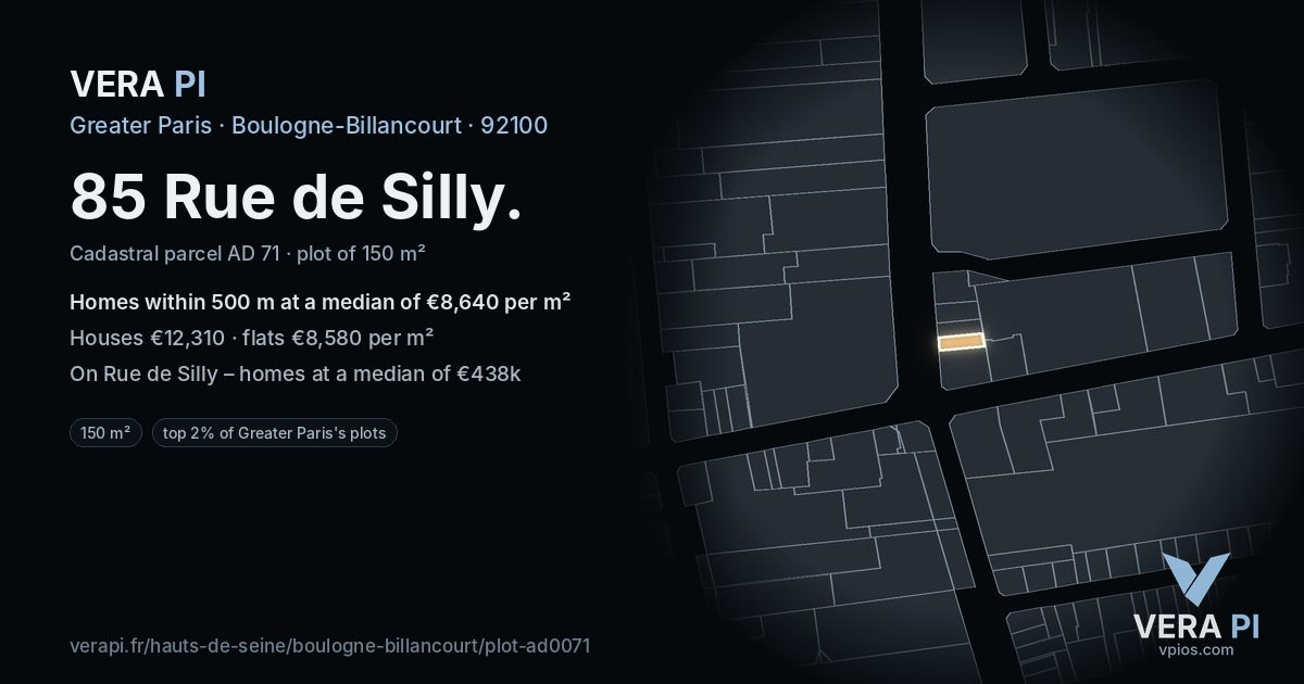 85 Rue de Silly, Boulogne-Billancourt at night – the plot lit, the parcels around coloured by the prices near them