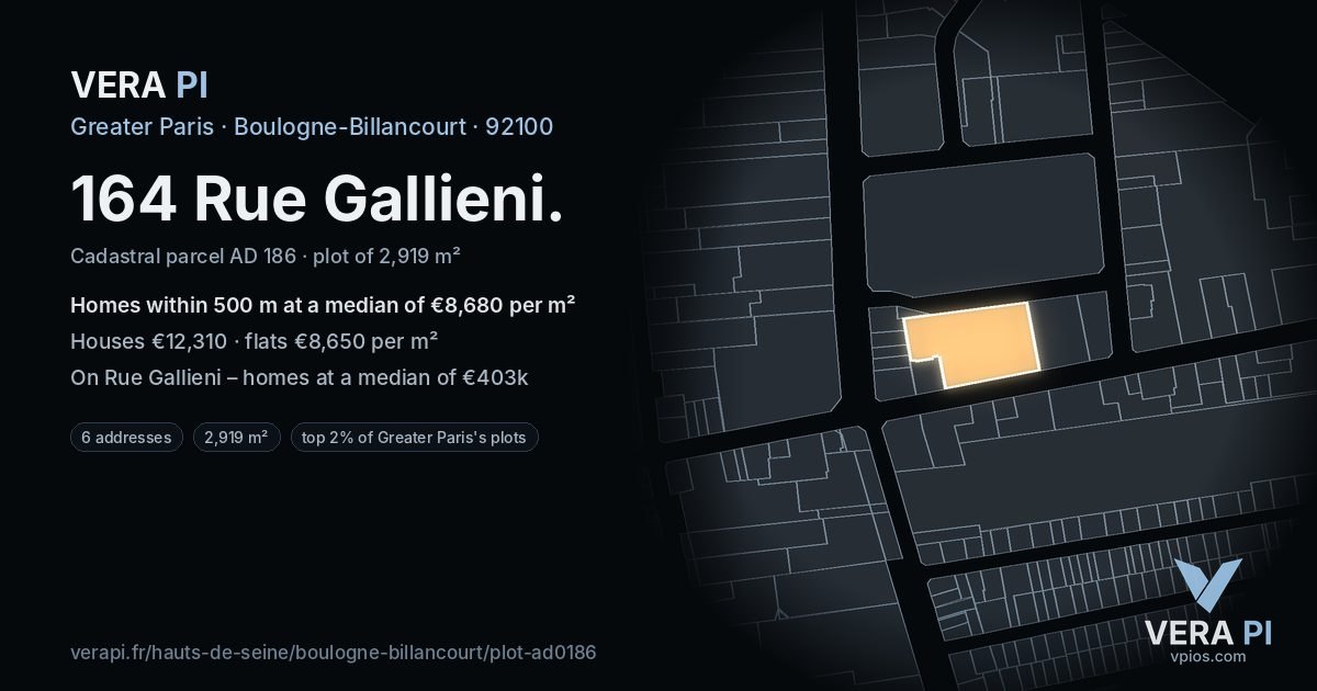 164 Rue Gallieni, Boulogne-Billancourt at night – the plot lit, the parcels around coloured by the prices near them