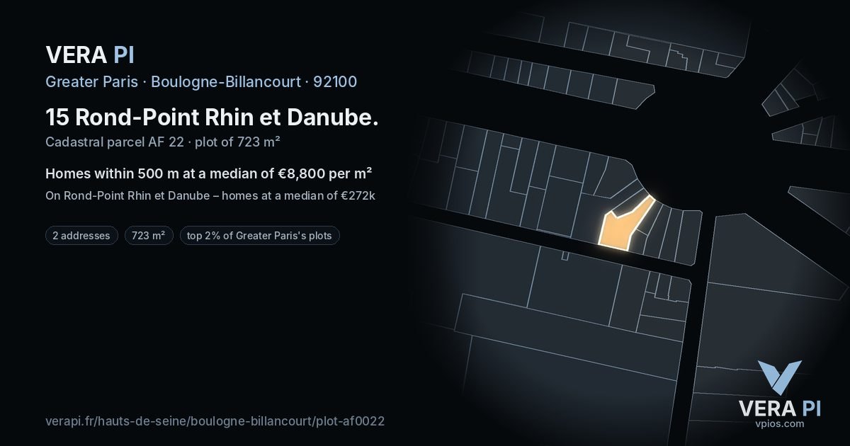 15 Rond-Point Rhin et Danube, Boulogne-Billancourt at night – the plot lit, the parcels around coloured by the prices near them