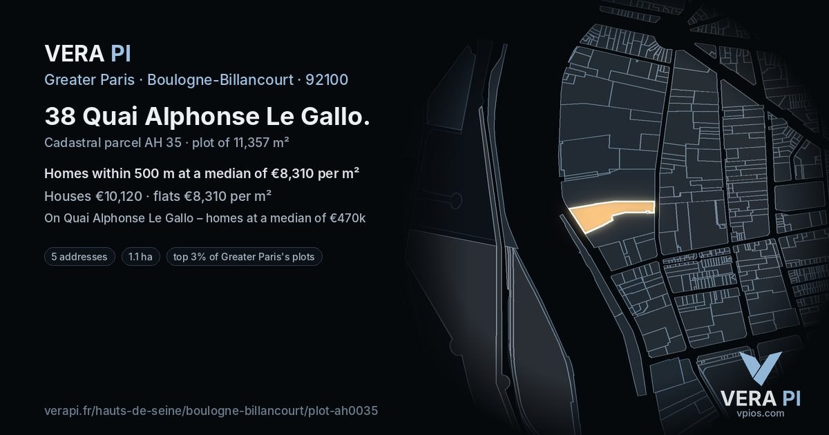 38 Quai Alphonse Le Gallo, Boulogne-Billancourt at night – the plot lit, the parcels around coloured by the prices near them