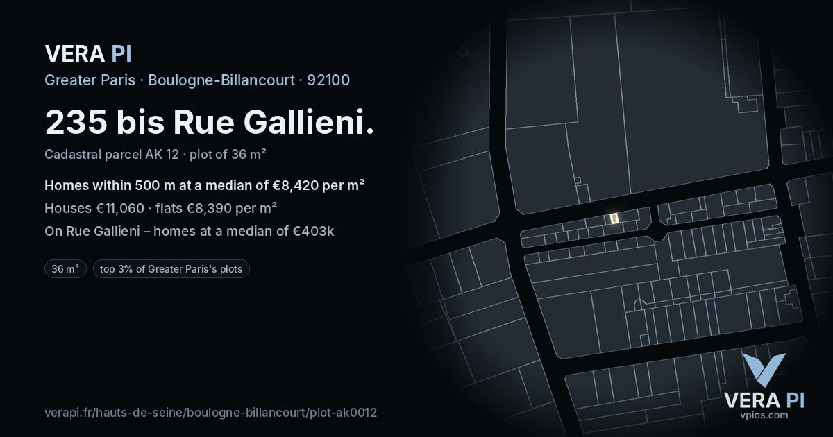 235 bis Rue Gallieni, Boulogne-Billancourt at night – the plot lit, the parcels around coloured by the prices near them
