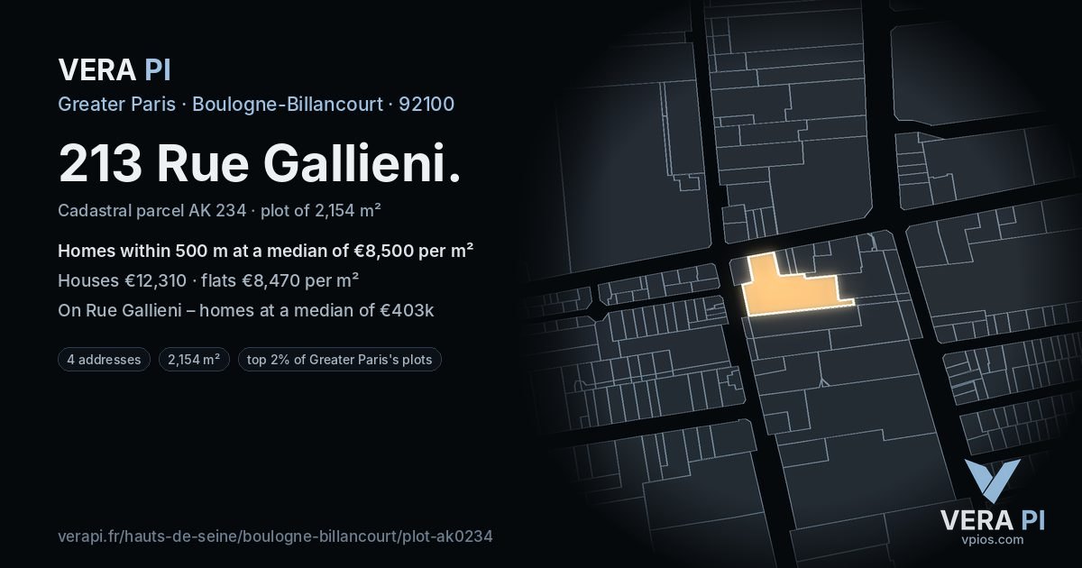 213 Rue Gallieni, Boulogne-Billancourt at night – the plot lit, the parcels around coloured by the prices near them