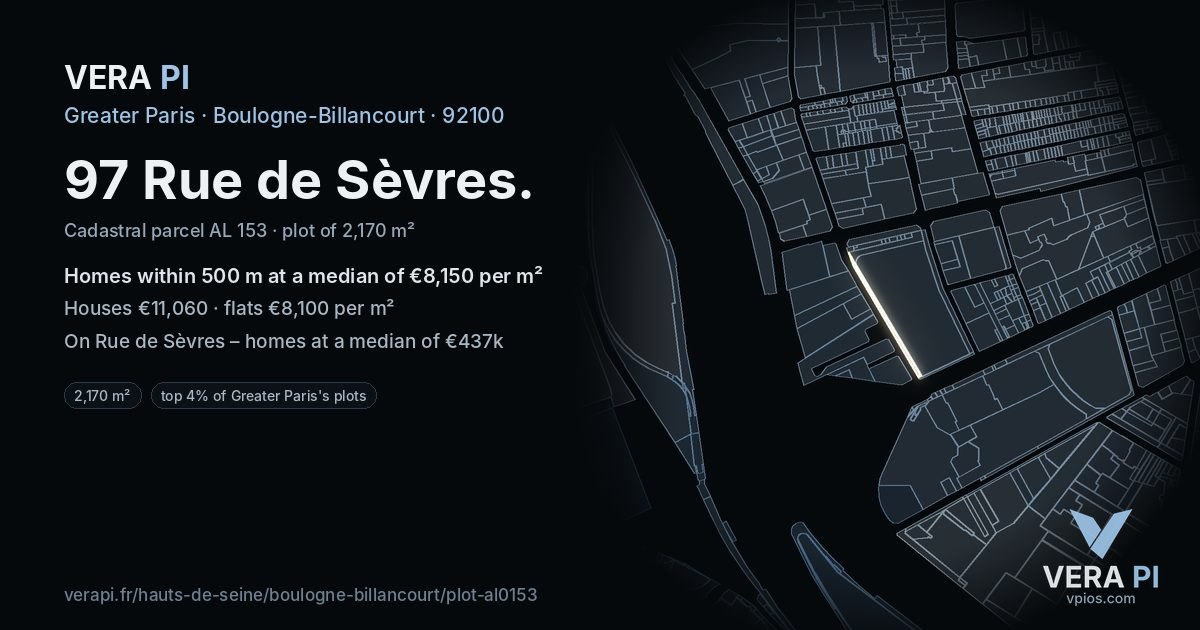 97 Rue de Sèvres, Boulogne-Billancourt at night – the plot lit, the parcels around coloured by the prices near them