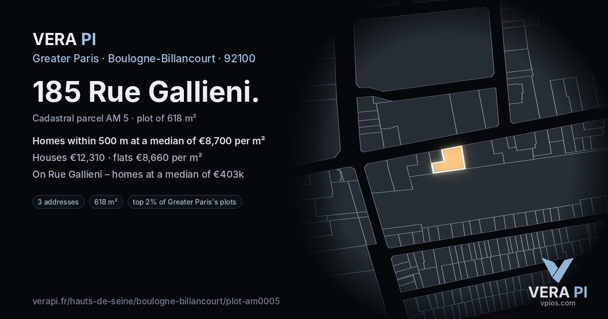 185 Rue Gallieni, Boulogne-Billancourt at night – the plot lit, the parcels around coloured by the prices near them
