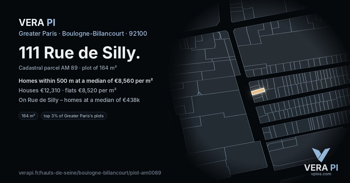 111 Rue de Silly, Boulogne-Billancourt at night – the plot lit, the parcels around coloured by the prices near them