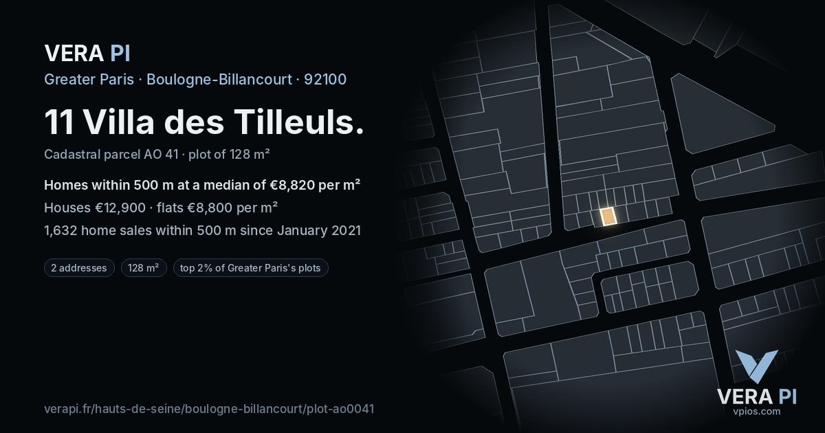 11 Villa des Tilleuls, Boulogne-Billancourt at night – the plot lit, the parcels around coloured by the prices near them