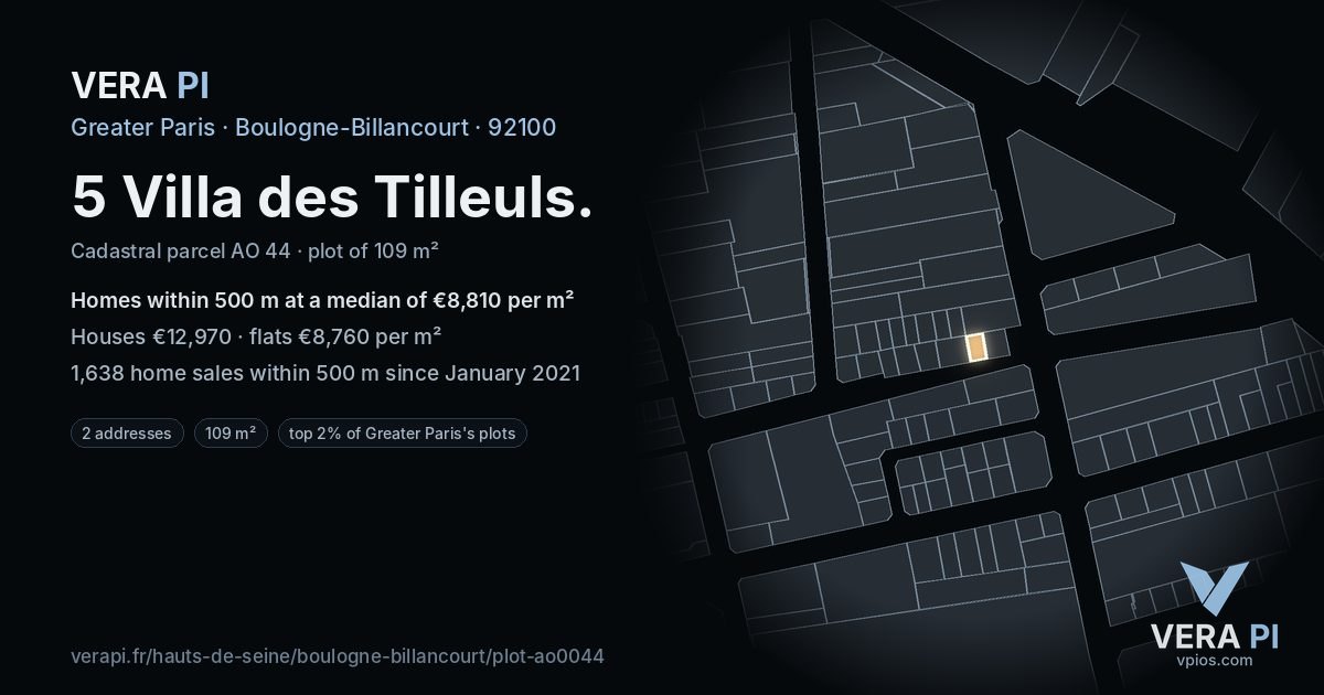 5 Villa des Tilleuls, Boulogne-Billancourt at night – the plot lit, the parcels around coloured by the prices near them