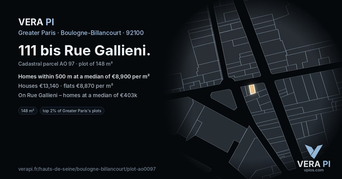 111 bis Rue Gallieni, Boulogne-Billancourt at night – the plot lit, the parcels around coloured by the prices near them