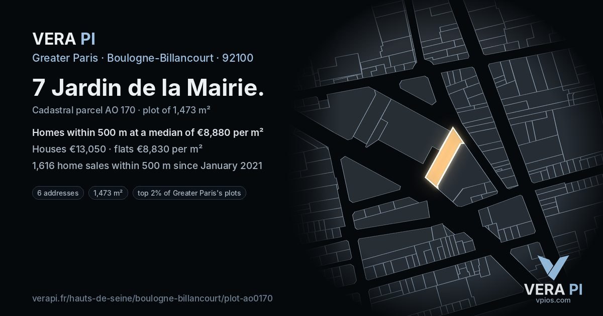 7 Jardin de la Mairie, Boulogne-Billancourt at night – the plot lit, the parcels around coloured by the prices near them