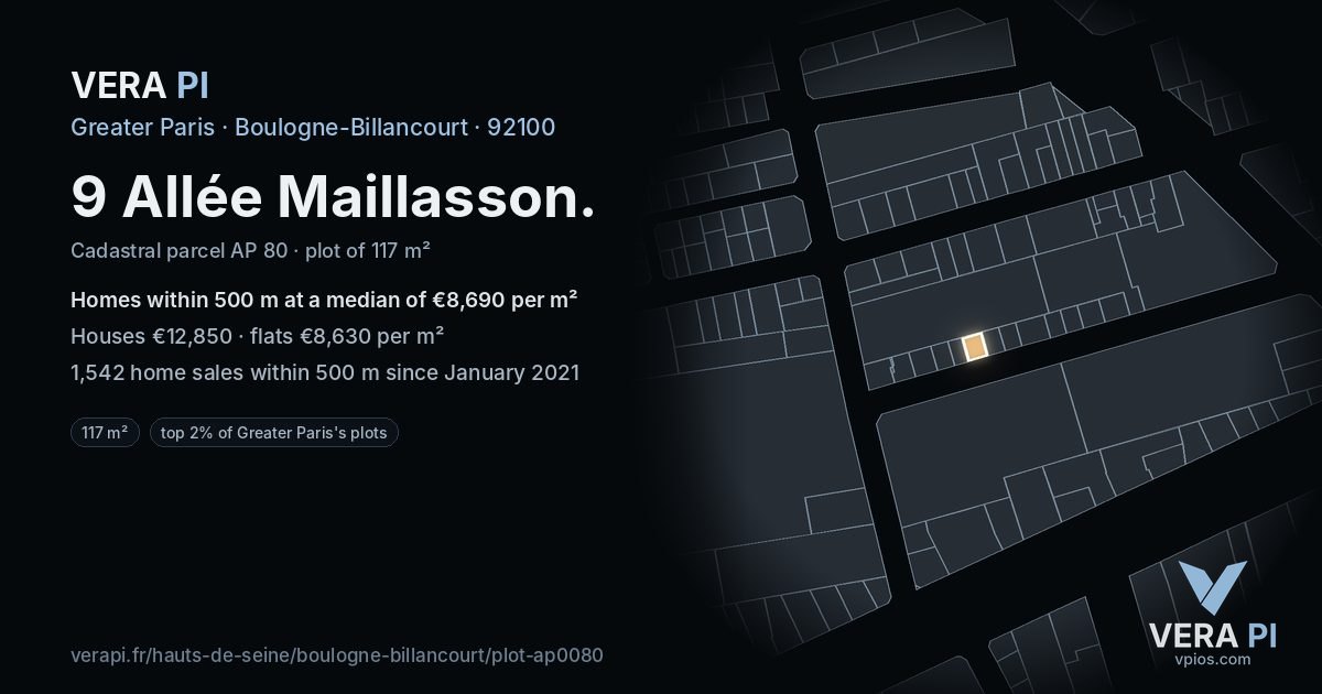 9 Allée Maillasson, Boulogne-Billancourt at night – the plot lit, the parcels around coloured by the prices near them