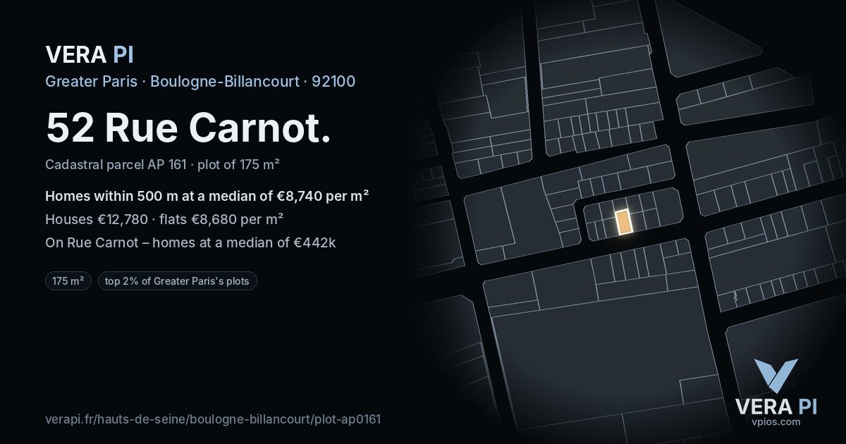 52 Rue Carnot, Boulogne-Billancourt at night – the plot lit, the parcels around coloured by the prices near them