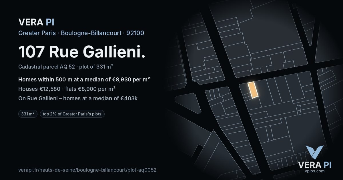 107 Rue Gallieni, Boulogne-Billancourt at night – the plot lit, the parcels around coloured by the prices near them