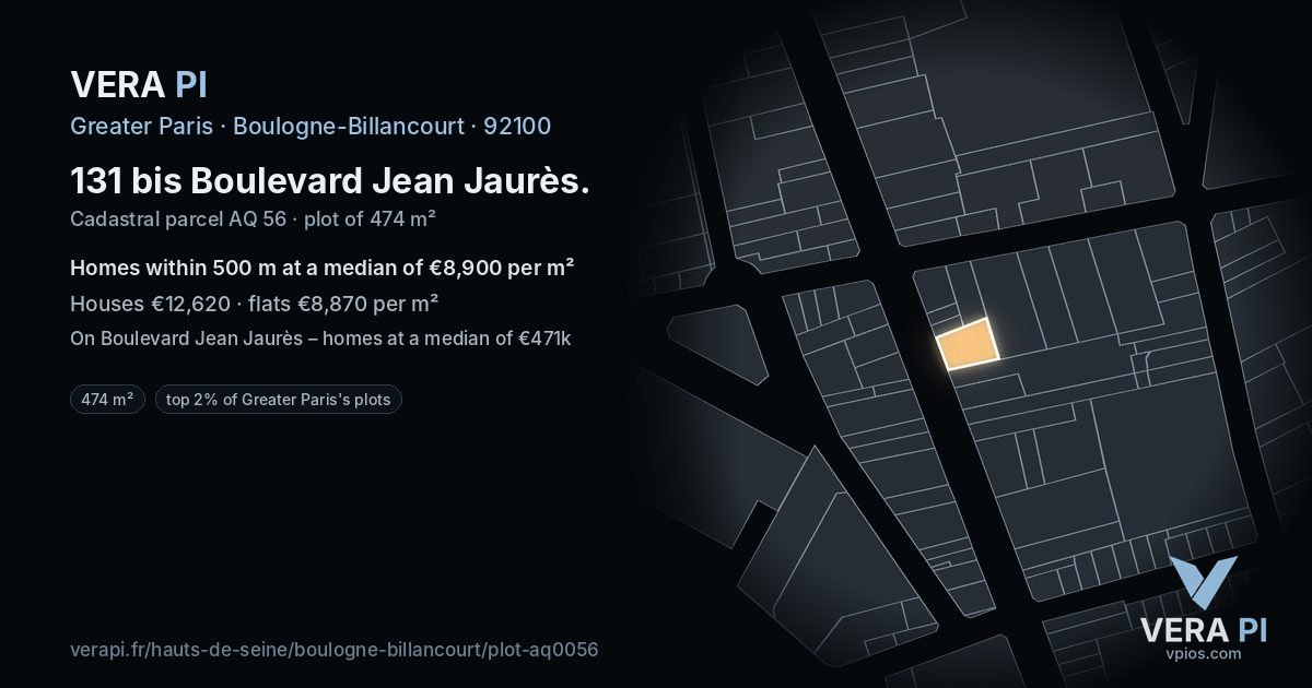 131 bis Boulevard Jean Jaurès, Boulogne-Billancourt at night – the plot lit, the parcels around coloured by the prices near them