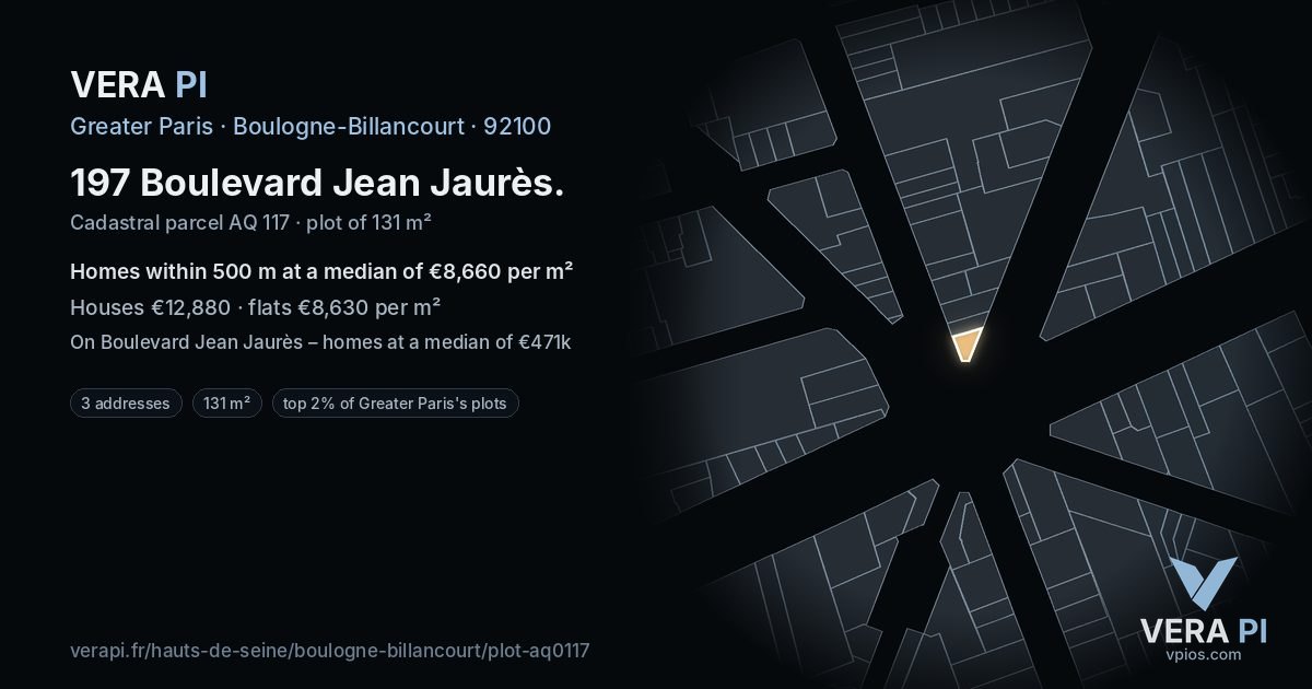197 Boulevard Jean Jaurès, Boulogne-Billancourt at night – the plot lit, the parcels around coloured by the prices near them