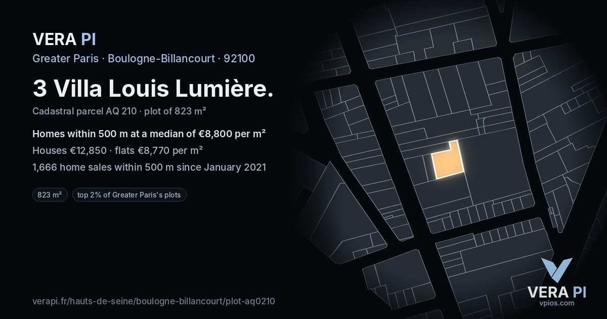 3 Villa Louis Lumière, Boulogne-Billancourt at night – the plot lit, the parcels around coloured by the prices near them