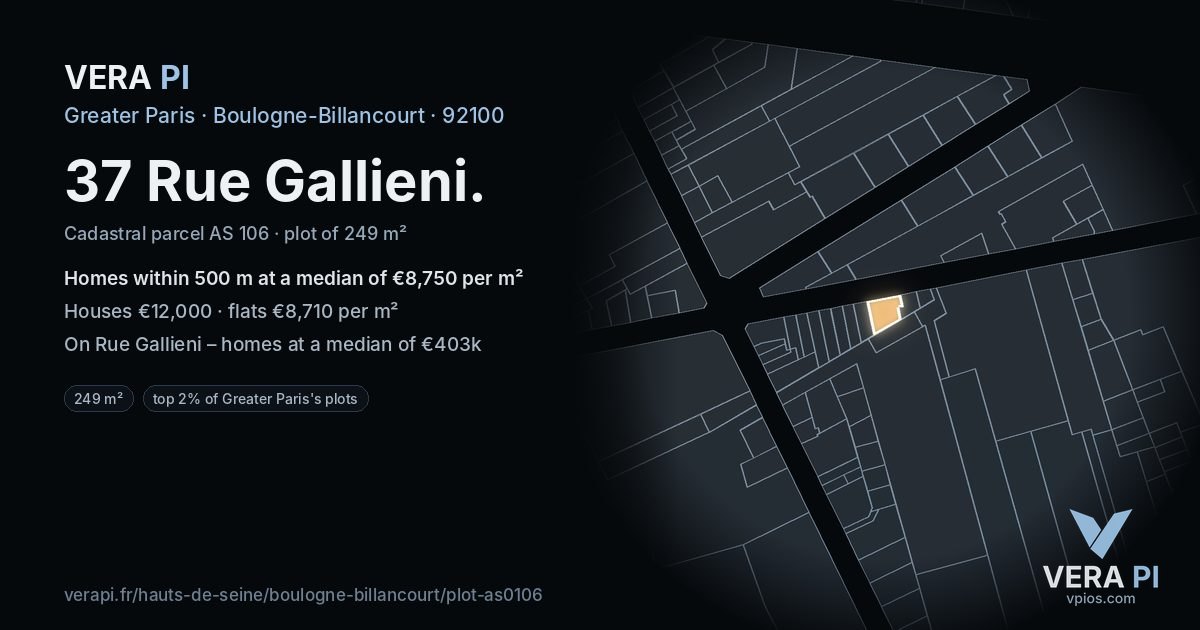 37 Rue Gallieni, Boulogne-Billancourt at night – the plot lit, the parcels around coloured by the prices near them