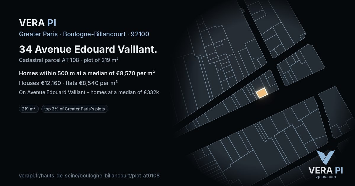 34 Avenue Edouard Vaillant, Boulogne-Billancourt at night – the plot lit, the parcels around coloured by the prices near them