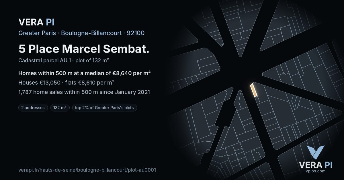 5 Place Marcel Sembat, Boulogne-Billancourt at night – the plot lit, the parcels around coloured by the prices near them