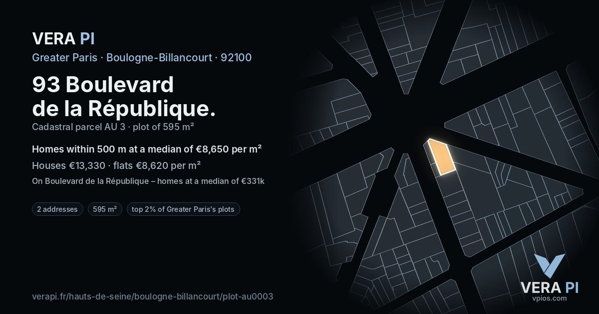 93 Boulevard de la République, Boulogne-Billancourt at night – the plot lit, the parcels around coloured by the prices near them