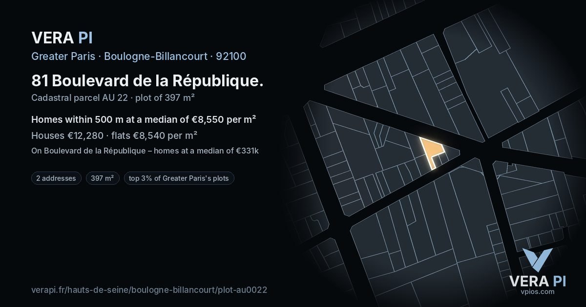 81 Boulevard de la République, Boulogne-Billancourt at night – the plot lit, the parcels around coloured by the prices near them