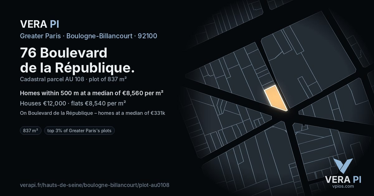76 Boulevard de la République, Boulogne-Billancourt at night – the plot lit, the parcels around coloured by the prices near them