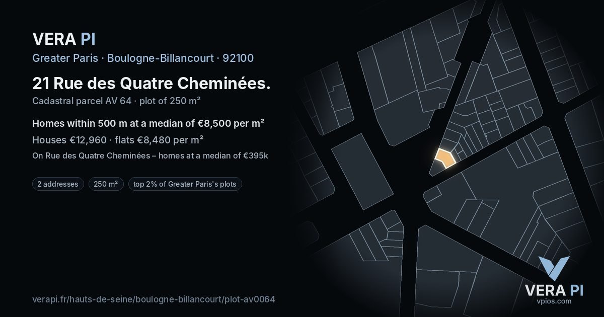 21 Rue des Quatre Cheminées, Boulogne-Billancourt at night – the plot lit, the parcels around coloured by the prices near them