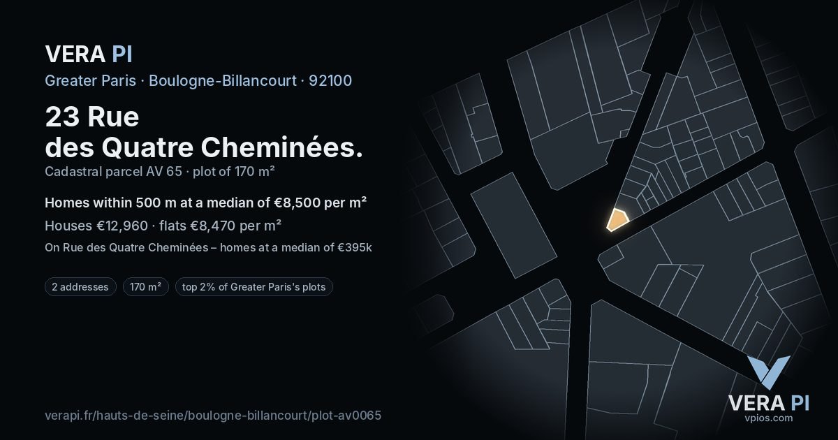 23 Rue des Quatre Cheminées, Boulogne-Billancourt at night – the plot lit, the parcels around coloured by the prices near them