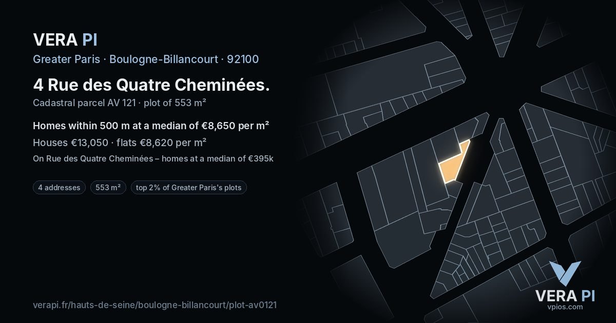 4 Rue des Quatre Cheminées, Boulogne-Billancourt at night – the plot lit, the parcels around coloured by the prices near them
