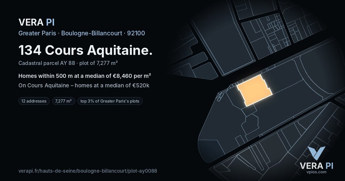 134 Cours Aquitaine, Boulogne-Billancourt at night – the plot lit, the parcels around coloured by the prices near them