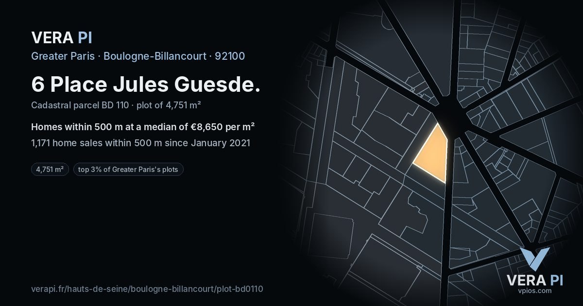 6 Place Jules Guesde, Boulogne-Billancourt at night – the plot lit, the parcels around coloured by the prices near them