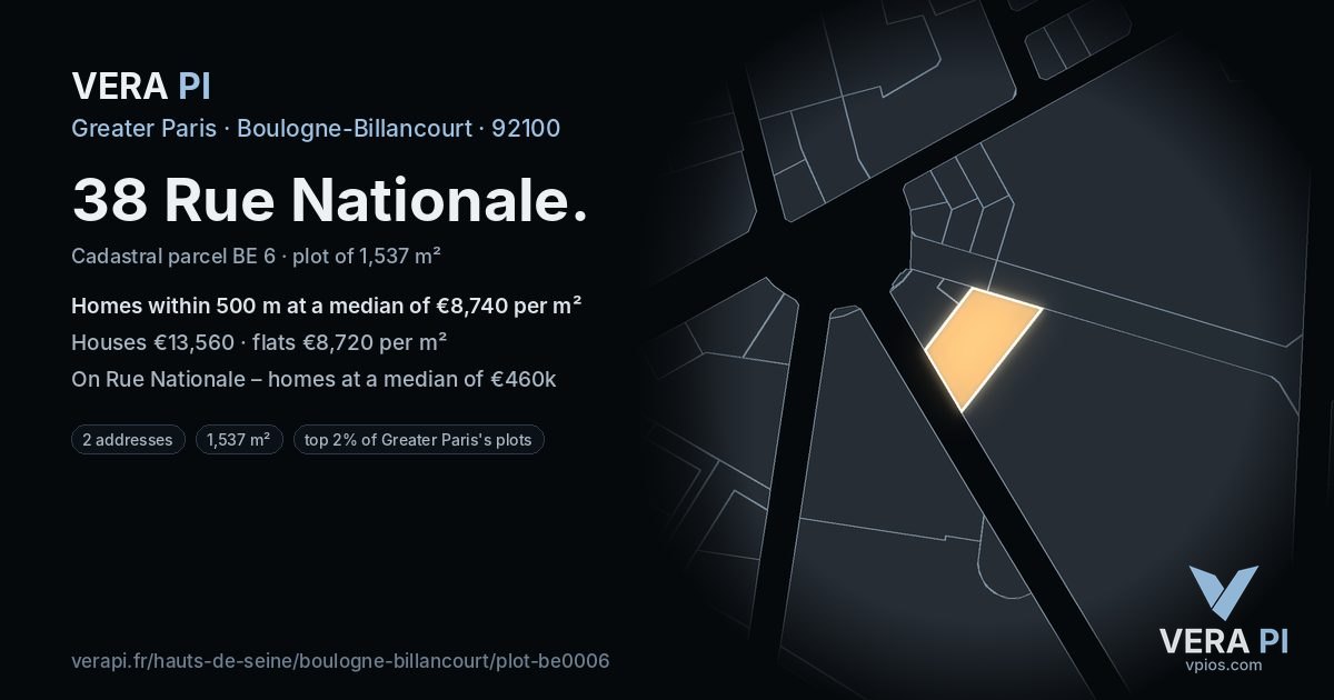 38 Rue Nationale, Boulogne-Billancourt at night – the plot lit, the parcels around coloured by the prices near them