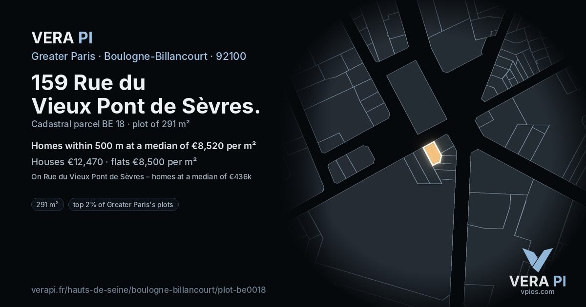 159 Rue du Vieux Pont de Sèvres, Boulogne-Billancourt at night – the plot lit, the parcels around coloured by the prices near them