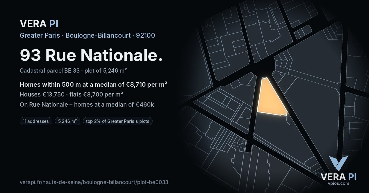 93 Rue Nationale, Boulogne-Billancourt at night – the plot lit, the parcels around coloured by the prices near them