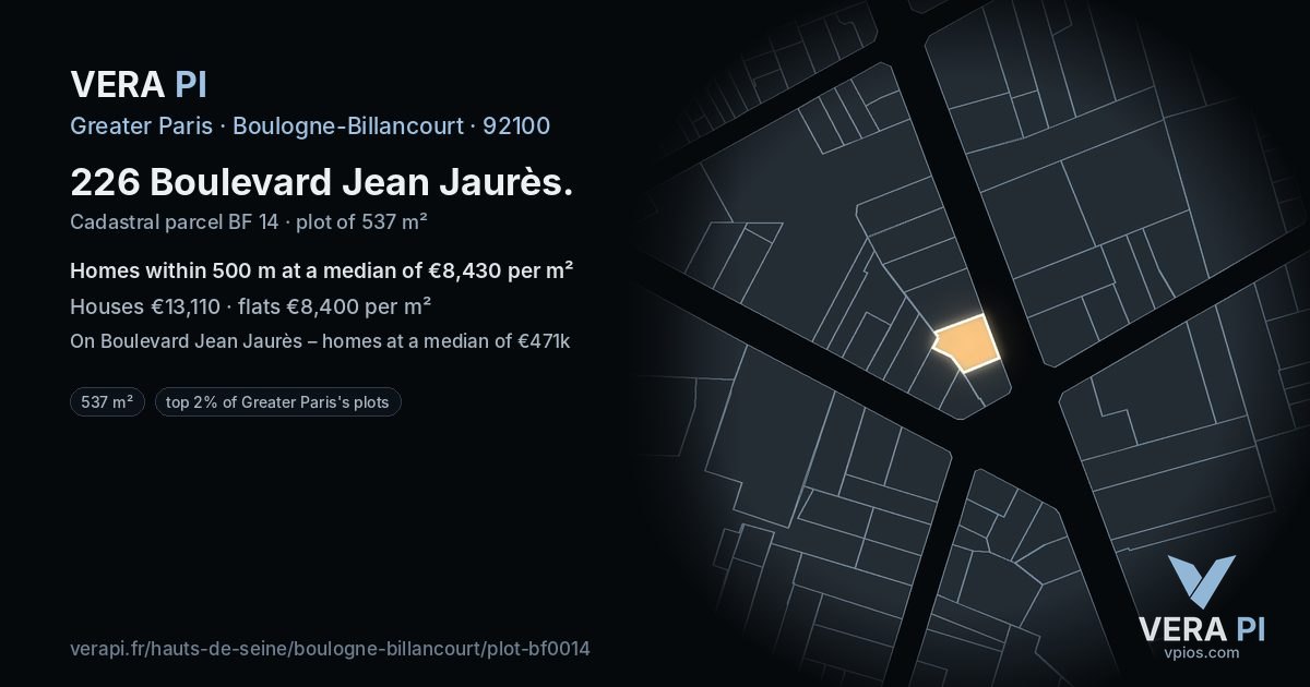 226 Boulevard Jean Jaurès, Boulogne-Billancourt at night – the plot lit, the parcels around coloured by the prices near them