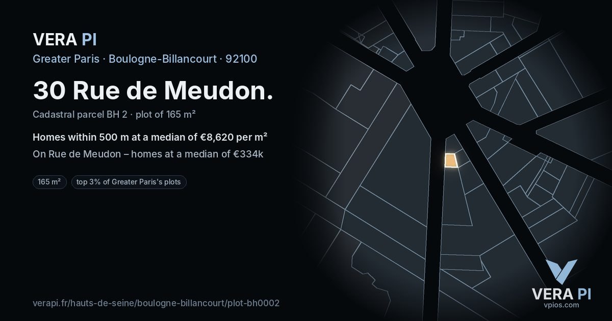 30 Rue de Meudon, Boulogne-Billancourt at night – the plot lit, the parcels around coloured by the prices near them