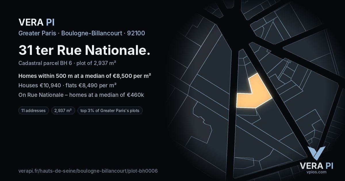 31 ter Rue Nationale, Boulogne-Billancourt at night – the plot lit, the parcels around coloured by the prices near them