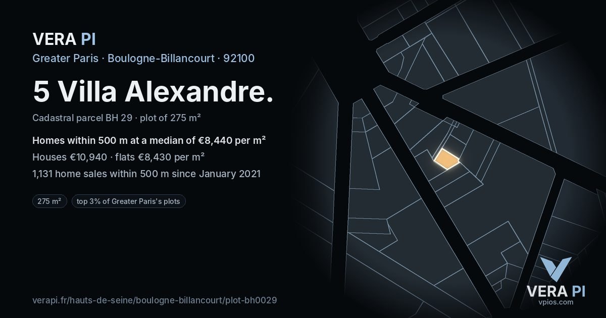5 Villa Alexandre, Boulogne-Billancourt at night – the plot lit, the parcels around coloured by the prices near them