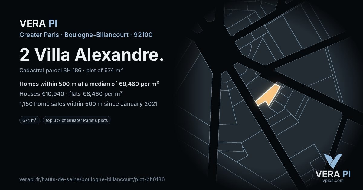 2 Villa Alexandre, Boulogne-Billancourt at night – the plot lit, the parcels around coloured by the prices near them