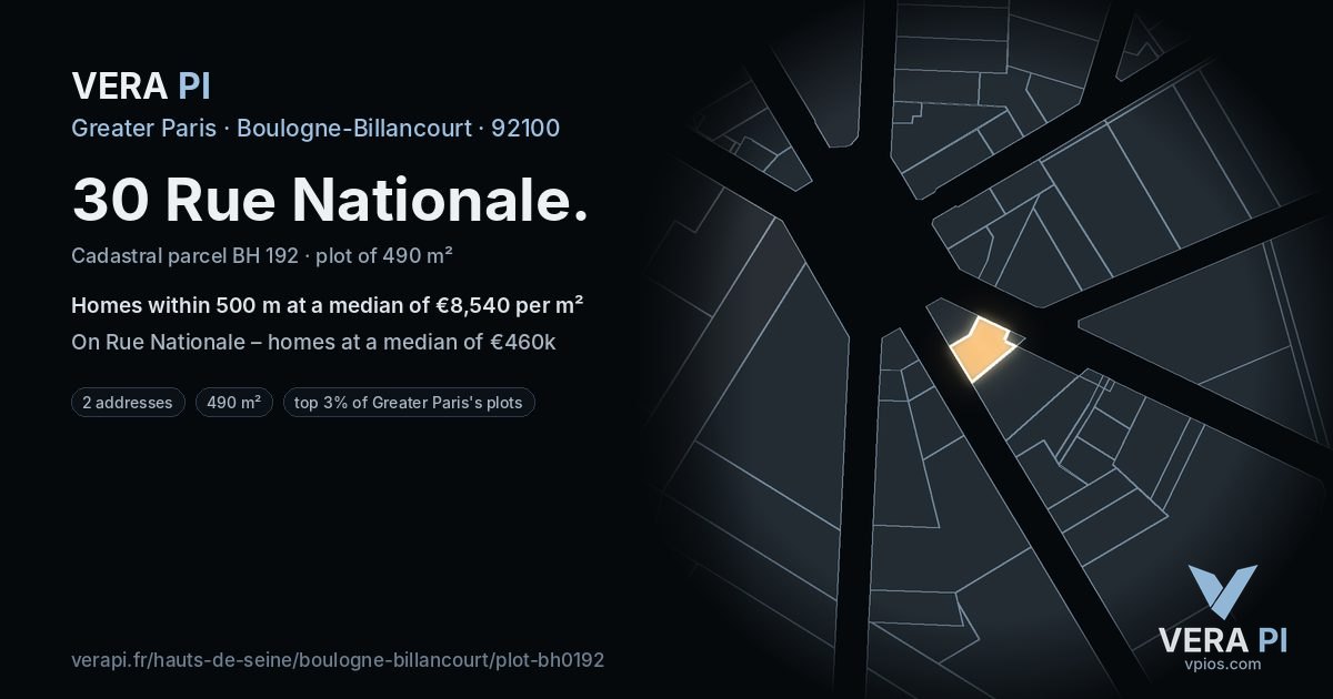 30 Rue Nationale, Boulogne-Billancourt at night – the plot lit, the parcels around coloured by the prices near them