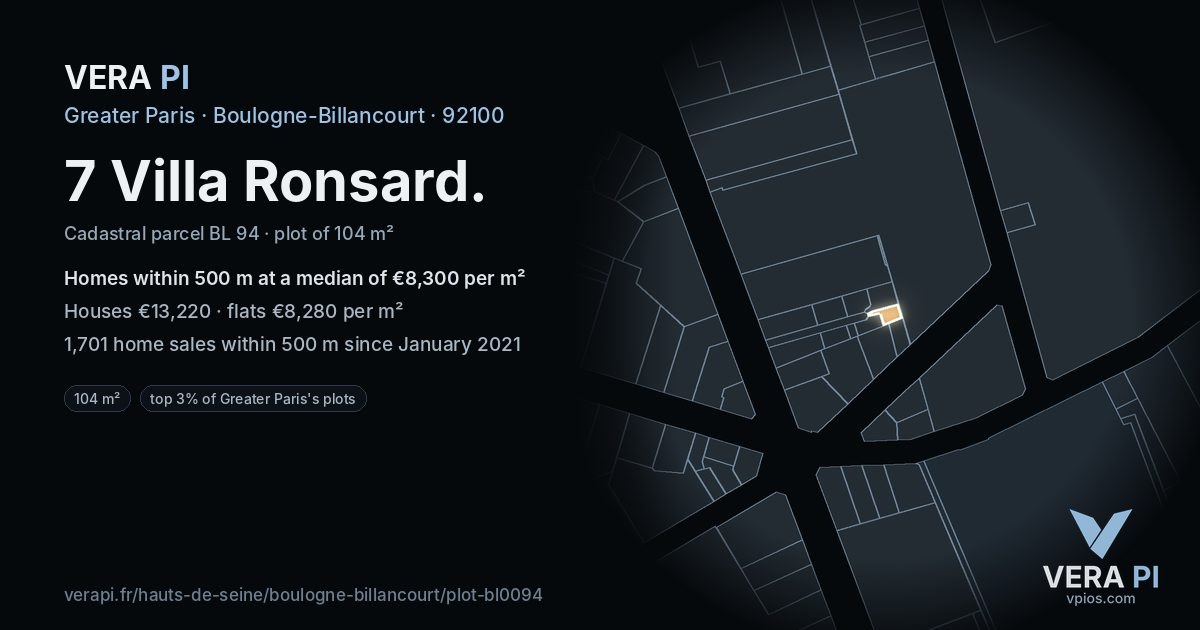 7 Villa Ronsard, Boulogne-Billancourt at night – the plot lit, the parcels around coloured by the prices near them