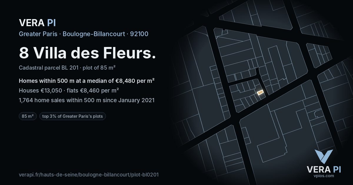 8 Villa des Fleurs, Boulogne-Billancourt at night – the plot lit, the parcels around coloured by the prices near them