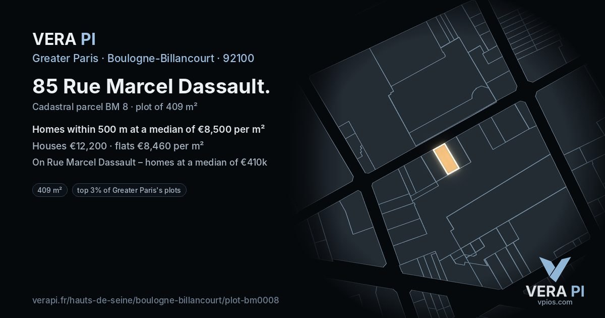 85 Rue Marcel Dassault, Boulogne-Billancourt at night – the plot lit, the parcels around coloured by the prices near them