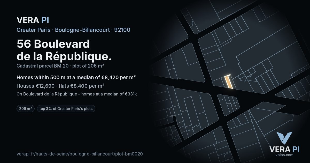 56 Boulevard de la République, Boulogne-Billancourt at night – the plot lit, the parcels around coloured by the prices near them
