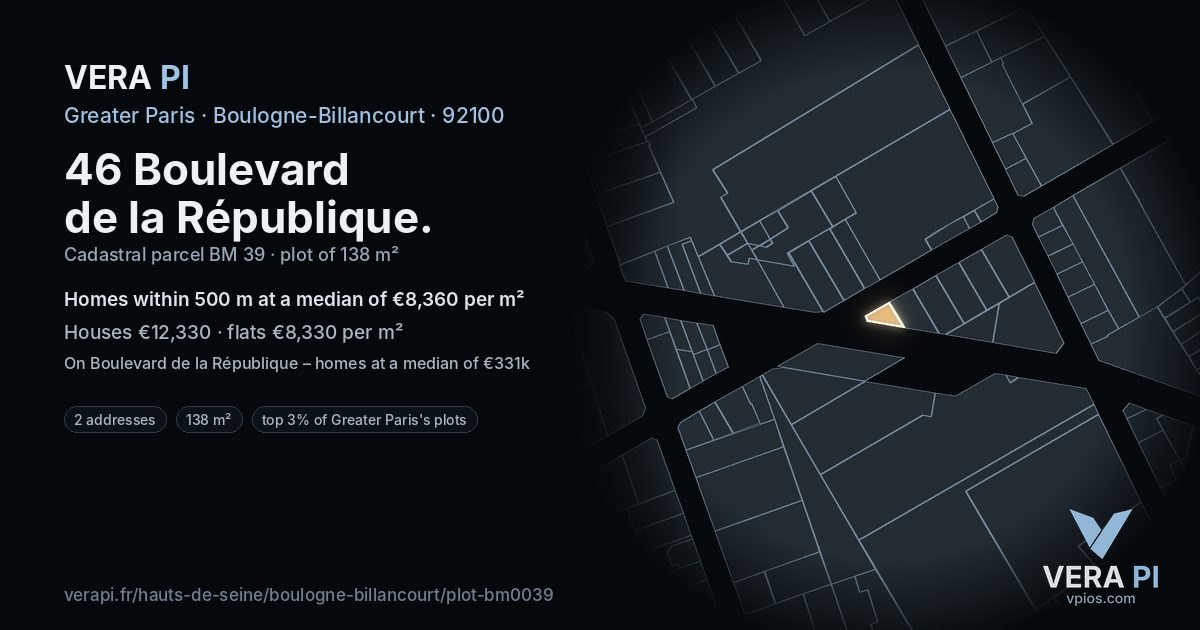 46 Boulevard de la République, Boulogne-Billancourt at night – the plot lit, the parcels around coloured by the prices near them