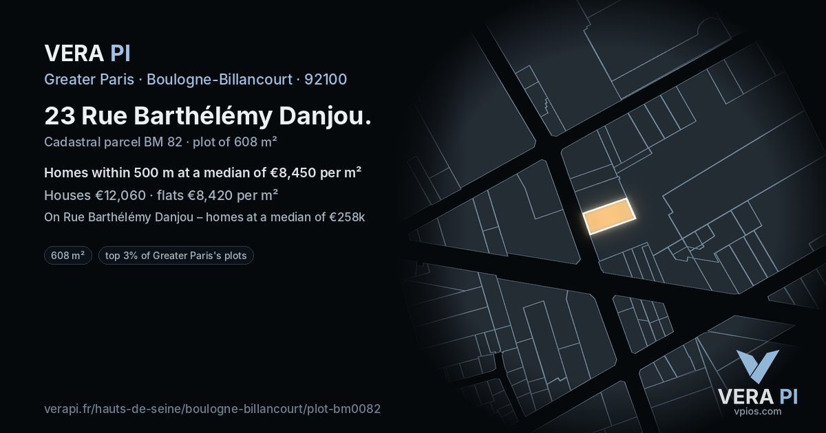 23 Rue Barthélémy Danjou, Boulogne-Billancourt at night – the plot lit, the parcels around coloured by the prices near them