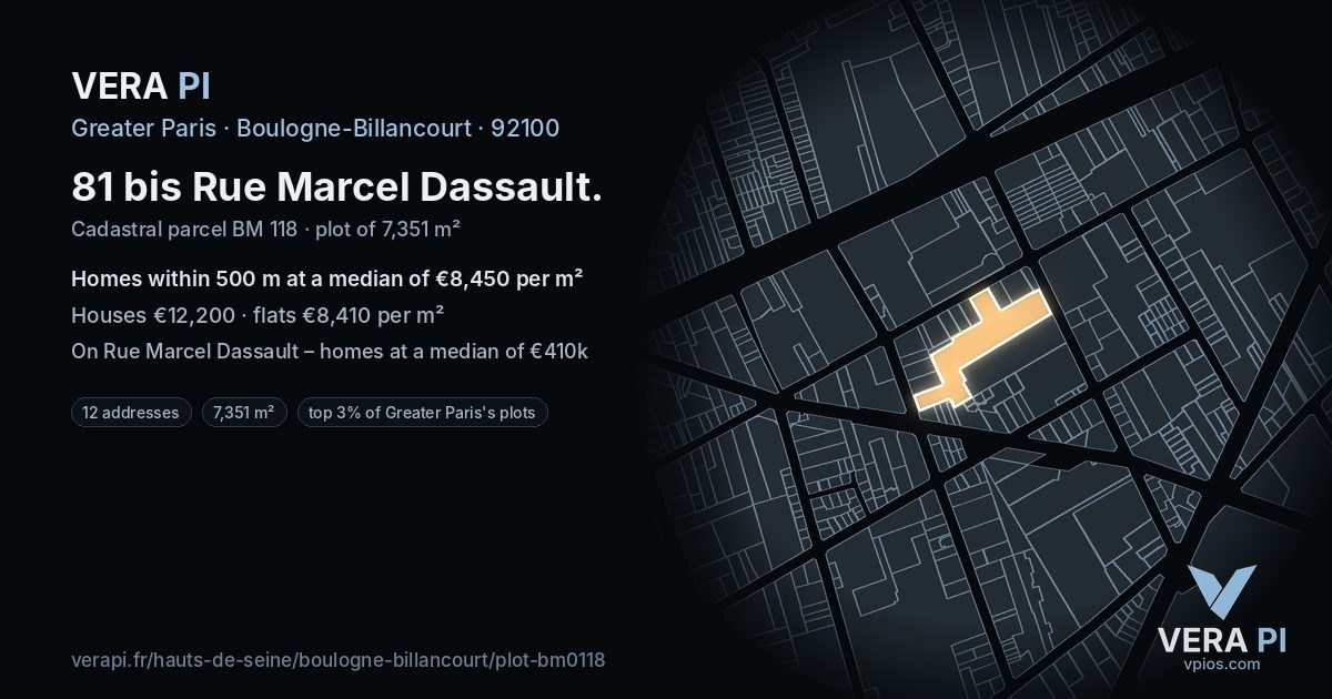 81 bis Rue Marcel Dassault, Boulogne-Billancourt at night – the plot lit, the parcels around coloured by the prices near them