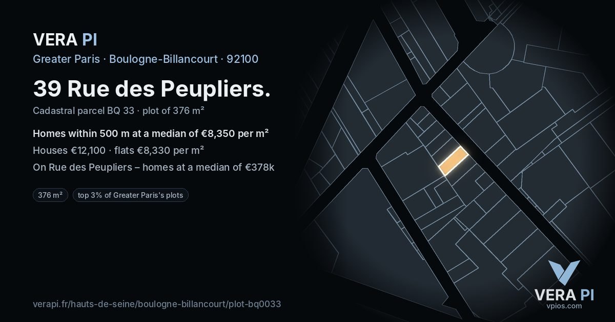 39 Rue des Peupliers, Boulogne-Billancourt at night – the plot lit, the parcels around coloured by the prices near them