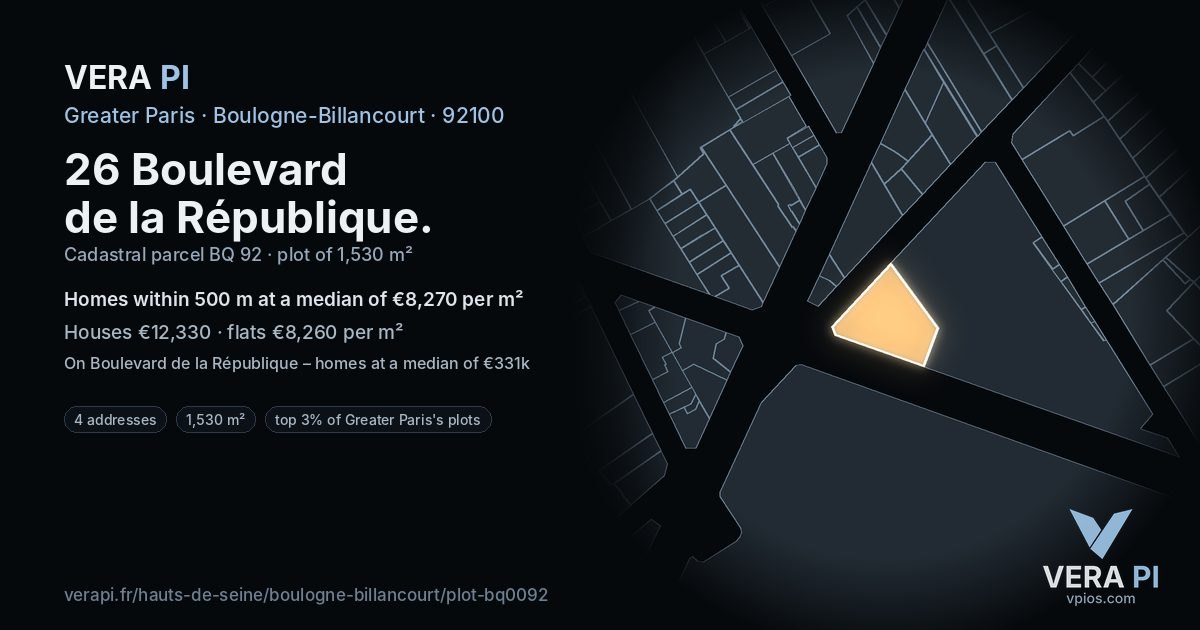 26 Boulevard de la République, Boulogne-Billancourt at night – the plot lit, the parcels around coloured by the prices near them