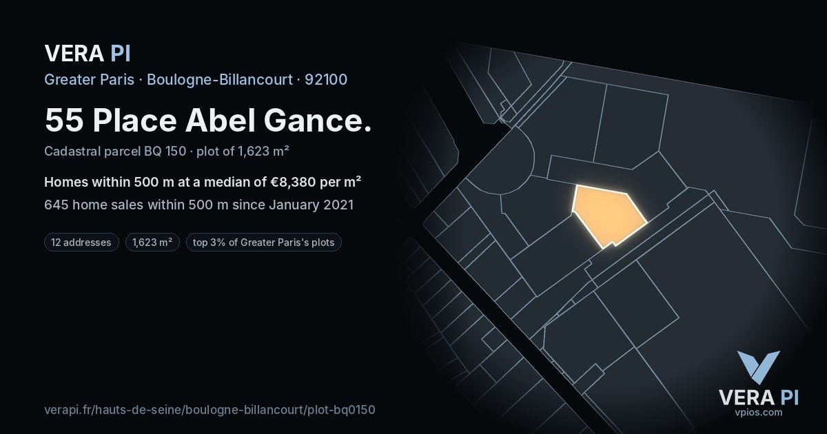55 Place Abel Gance, Boulogne-Billancourt at night – the plot lit, the parcels around coloured by the prices near them
