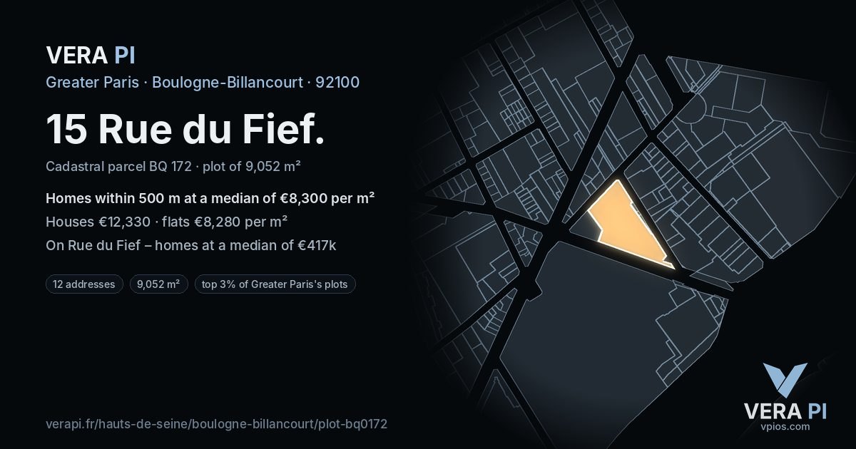15 Rue du Fief, Boulogne-Billancourt at night – the plot lit, the parcels around coloured by the prices near them